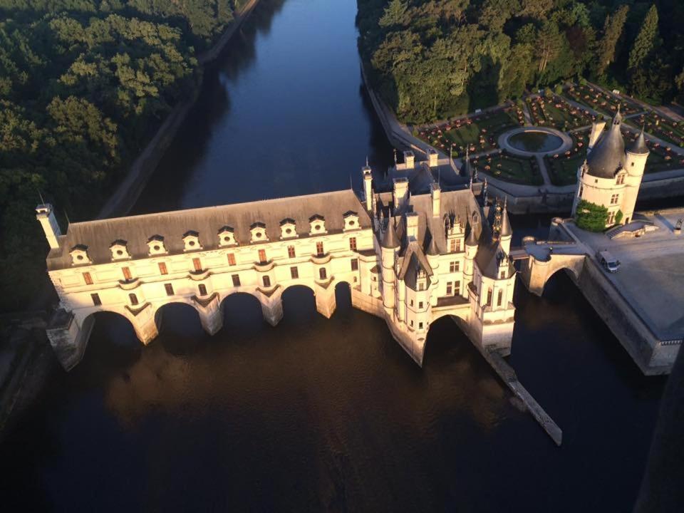 Chateau De La Menaudiere Chissay-en-Touraine Exterior photo